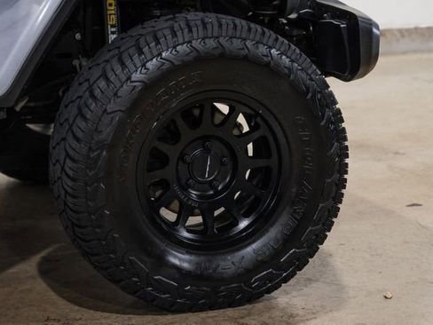 Used 2020 Jeep Gladiator Rubicon AWD/4WD image 27