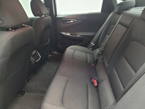 Used 2025 Chevrolet Malibu LT FWD image 18