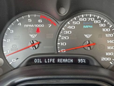 Used 2004 Chevrolet Corvette Convertible w/ Preferred Equipment Group image 51