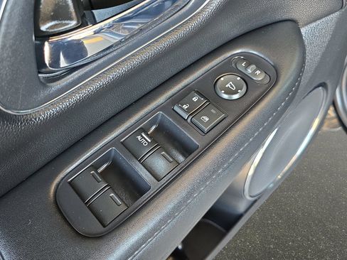 Used 2019 Honda HR-V EX-L image 28