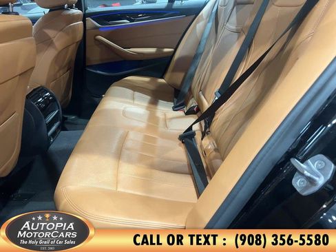 Used 2021 BMW 530i xDrive w/ Convenience Package image 16