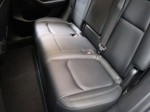 Used 2023 Tesla Model Y Long Range image 30