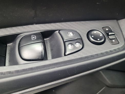 Used 2024 Nissan Sentra SV image 27