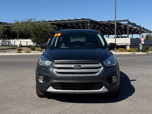 Used 2019 Ford Escape SE FWD image 7