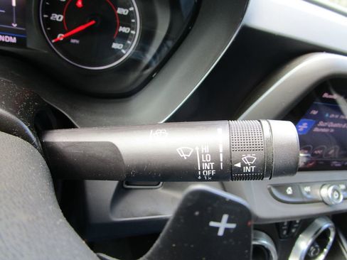 Used 2022 Chevrolet Camaro LT w/ RS Package image 30