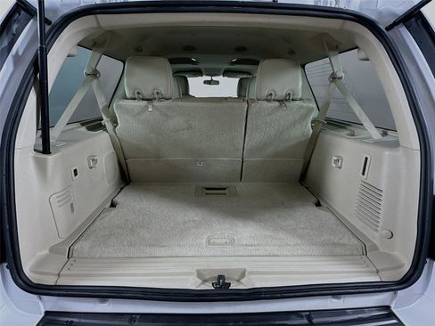 Used 2017 Ford Expedition EL XLT w/ Equipment Group 202A image 26