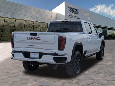 Used 2024 GMC Sierra 2500 AT4 w/ AT4 Premium Plus Package image 5