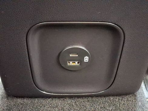 Certified 2022 Ford Escape SEL image 11