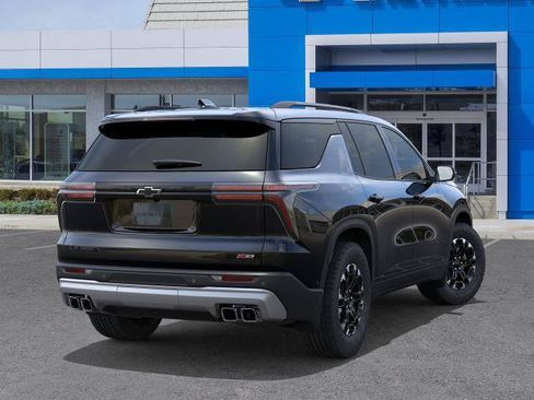 New 2027 Chevrolet Traverse Z71 w/ LPO, Floor Liner Package AWD/4WD image 4