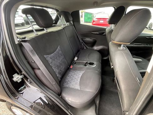Used 2020 Chevrolet Spark LT image 23