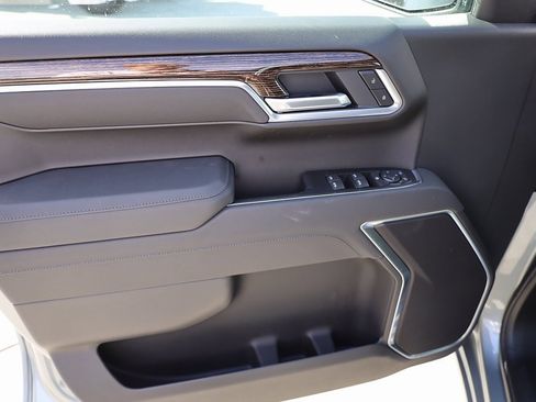New 2026 GMC Sierra 1500 Elevation image 10