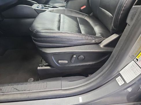 Certified 2022 Ford Escape SEL AWD/4WD image 28