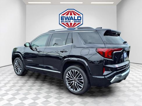 New 2026 GMC Terrain Denali w/ LPO, Floor Liner Package AWD/4WD image 5