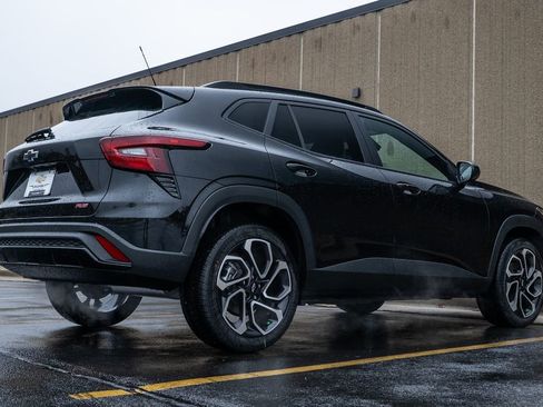 New 2026 Chevrolet Trax RS image 7