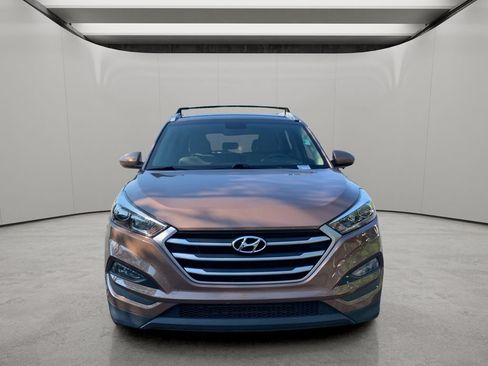 Used 2017 Hyundai Tucson SE w/ SE Popular Package 02 FWD image 8