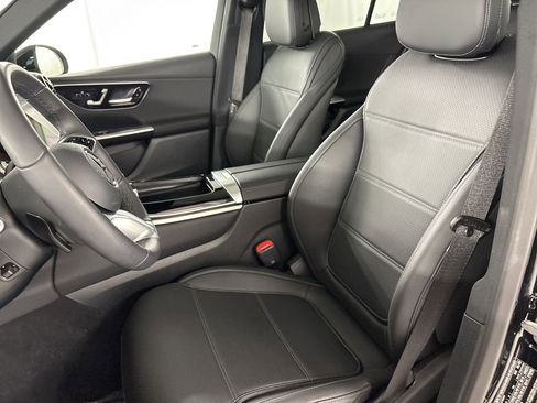 Certified 2026 Mercedes-Benz GLC 300 image 5