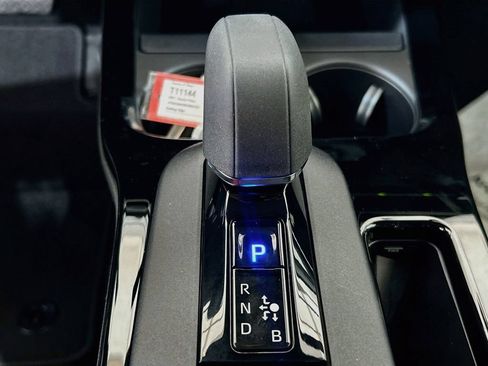 New 2027 Toyota Prius XLE FWD image 14