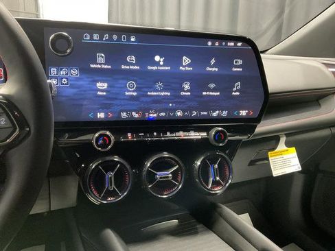 Used 2025 Chevrolet Blazer EV RS image 23