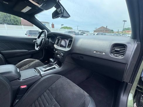 Used 2022 Dodge Charger R/T w/ Daytona Edition Group RWD image 17