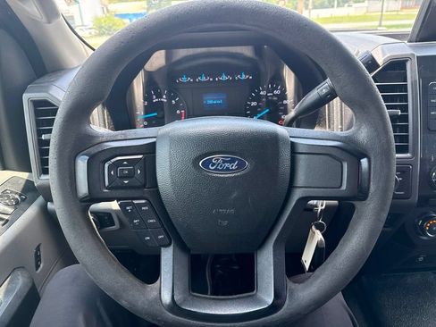Used 2017 Ford F250 XL w/ Power Equipment Group RWD image 8
