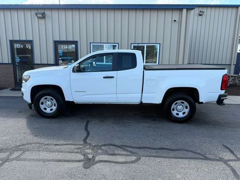 Used 2016 Chevrolet Colorado W/T RWD image 3