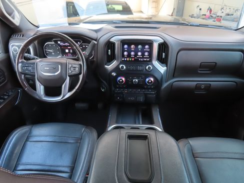 Used 2020 GMC Sierra 3500 Denali image 2