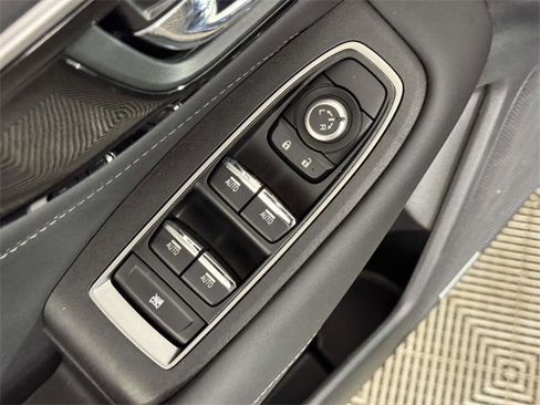 Used 2023 Subaru Outback Limited image 18