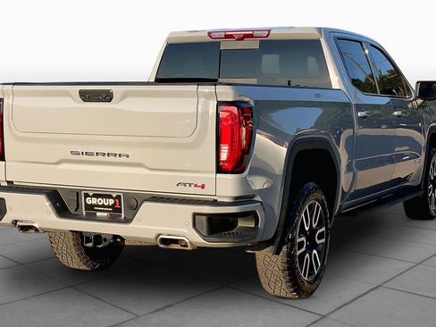 Used 2024 GMC Sierra 1500 AT4 w/ Technology Package AWD/4WD image 13