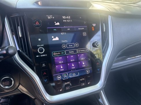 Used 2020 Subaru Outback Limited image 35