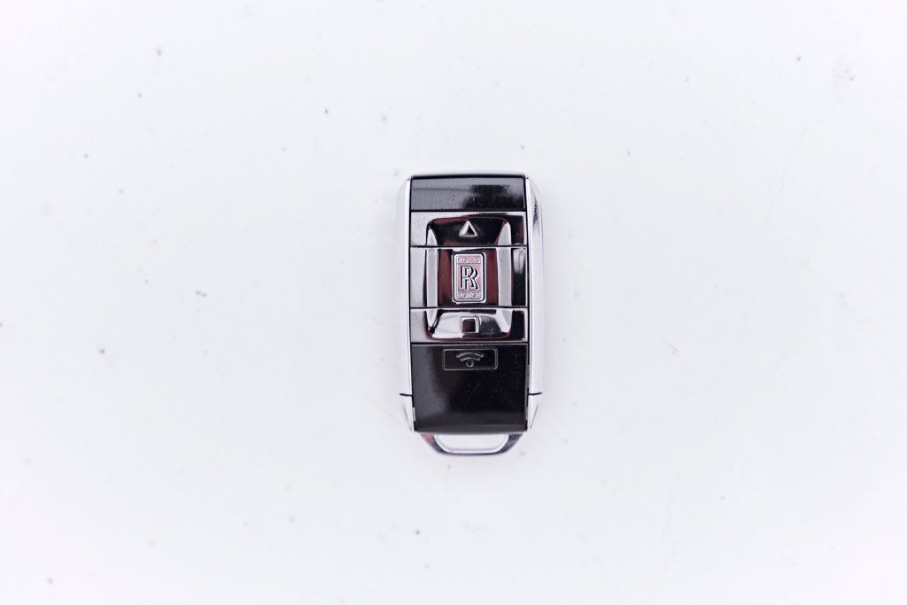 Used 2024 Rolls-Royce Spectre w/ Spectre Launch Package AWD/4WD image 75