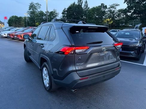Used 2021 Toyota RAV4 XLE w/ Convenience Package AWD/4WD image 8