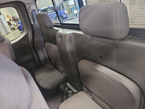 Used 2019 Nissan Frontier SV RWD image 13