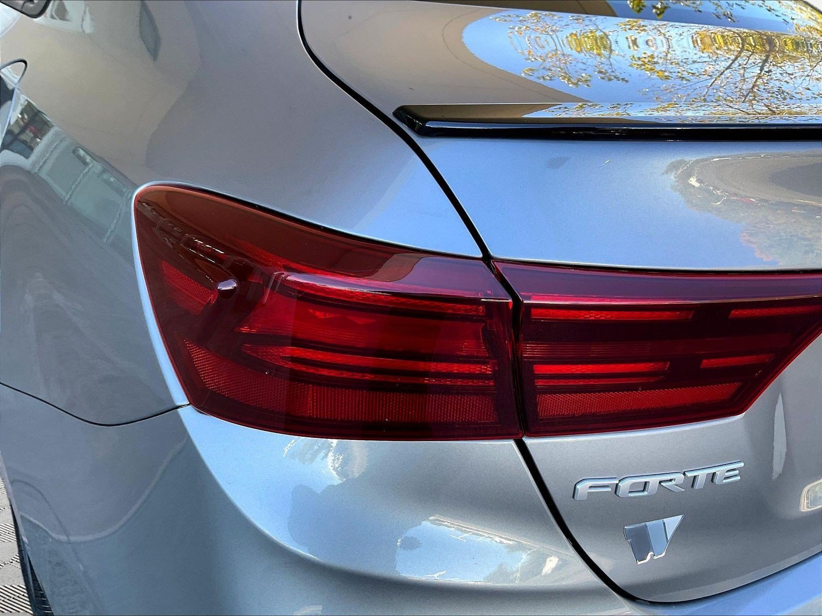 Used 2024 Kia Forte GT-Line w/ GT-Line Premium Package FWD image 21