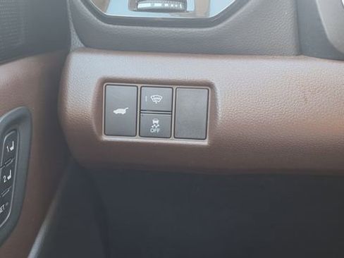 Used 2024 Honda Pilot Elite image 35