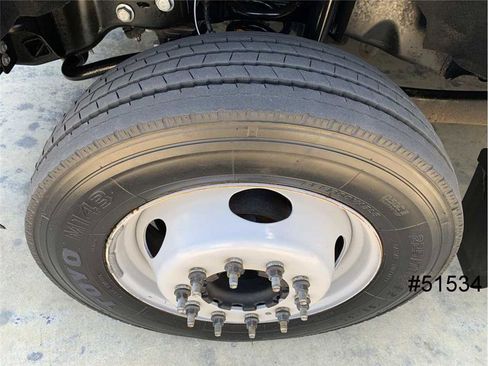 Used 2022 Ford F550 2WD Regular Cab Super Duty image 16