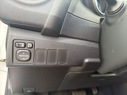 Used 2016 Scion iM image 17