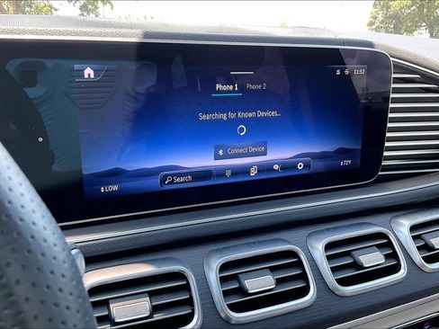 Used 2024 Mercedes-Benz GLS 450 4MATIC image 22