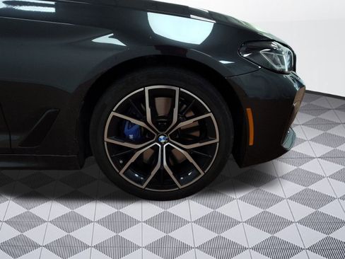 Used 2022 BMW 540i xDrive w/ M Sport Package image 12