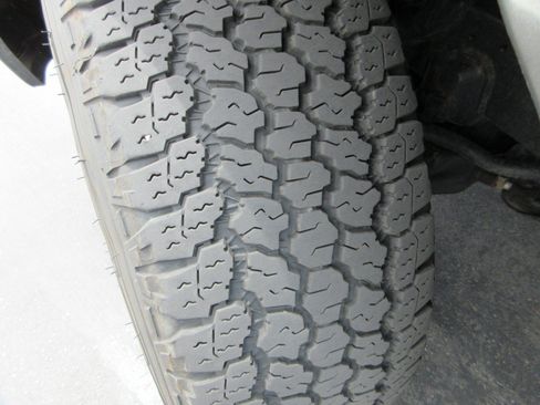 Used 2000 Toyota Land Cruiser AWD/4WD image 19