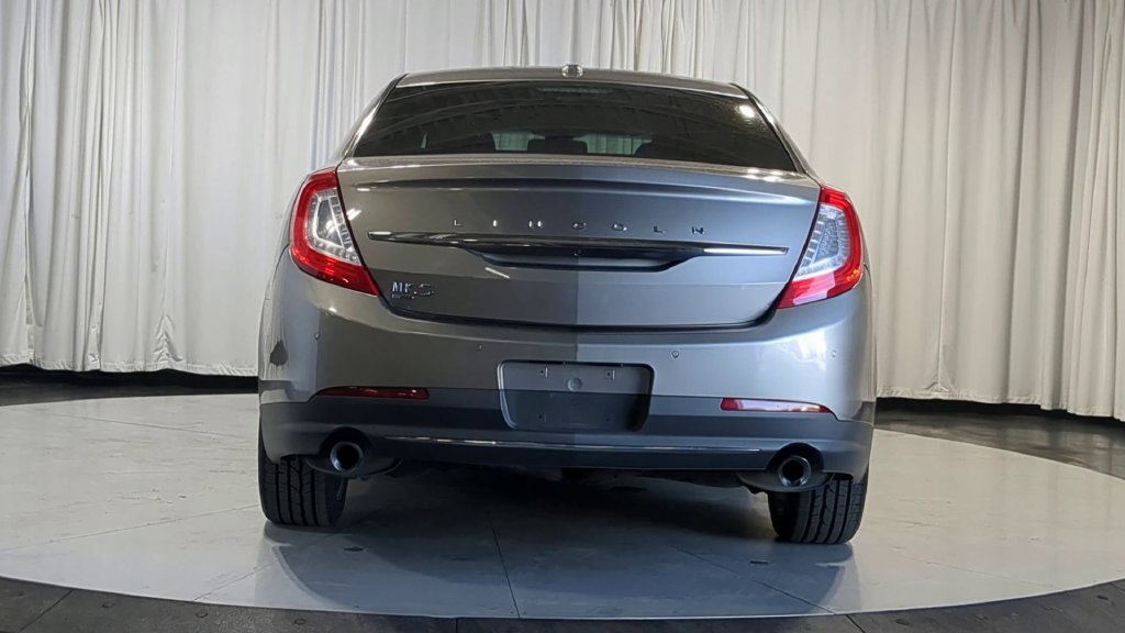Used 2015 Lincoln MKS AWD w/ Equipment Group 201A image 9