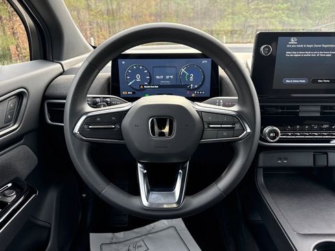 New 2026 Honda Prologue EX image 16
