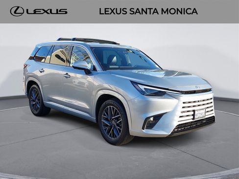 Used 2024 Lexus TX 350 FWD image 3