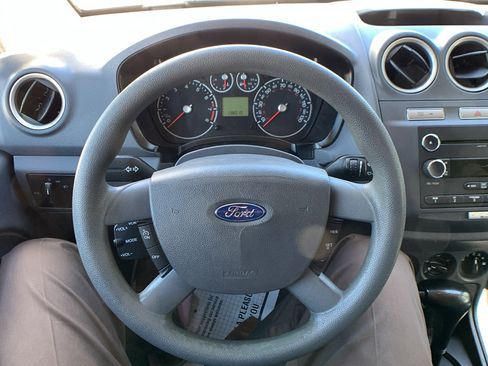 Used 2013 Ford Transit Connect XLT FWD image 12