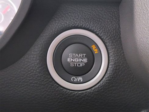 Used 2024 RAM 1500 Laramie image 25