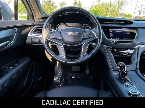 Used 2023 Cadillac XT5 Luxury w/ LPO, Floor Liner Package AWD/4WD image 7