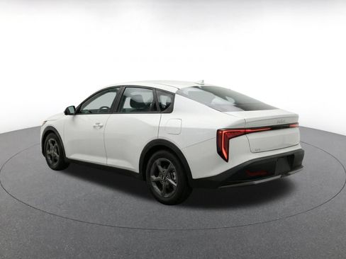Used 2025 Kia K4 FWD image 7
