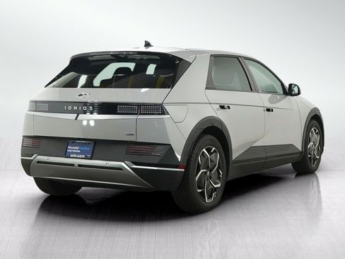 Certified 2024 Hyundai Ioniq 5 SEL AWD/4WD image 5