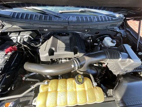 Used 2020 Ford Expedition Platinum image 28