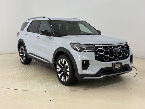 Used 2025 Ford Explorer Platinum w/ LUX Leather Package AWD/4WD image 7