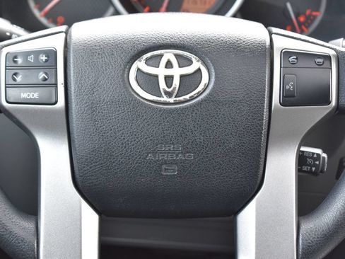 Used 2011 Toyota 4Runner SR5 AWD/4WD image 24